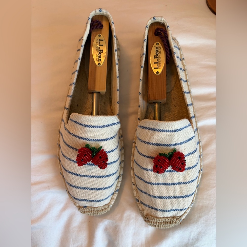 Soludos Blue and White Striped strawberry beaded espadrilles size 8.5 US